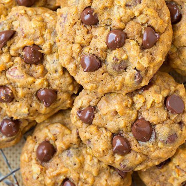 ภาพประกอบบทความ 'Pumpkin-Oat Chocolate Chip Cookies' คุกกี้ข้าวโอ๊ตฟักทองช็อกชิพ อร่อยที่ต้องลอง