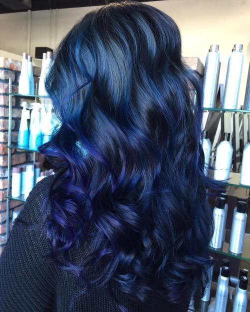 รูปภาพ:http://i2.wp.com/therighthairstyles.com/wp-content/uploads/2016/08/14-long-black-hair-with-blue-highlights.jpg?resize=500%2C624