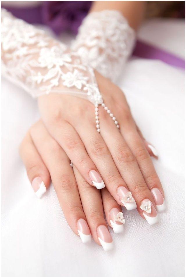 รูปภาพ:http://bmodish.com/wp-content/uploads/2014/07/3d-flower-bridal-nails-bmodish.jpg