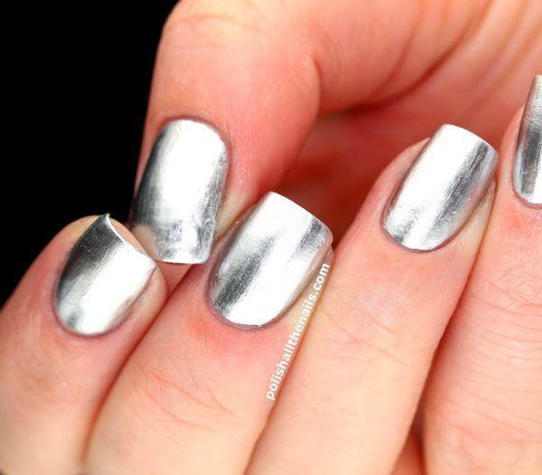 รูปภาพ:http://nailartstyle.com/wp-content/uploads/2016/06/59-styles-silver-manicure.jpg