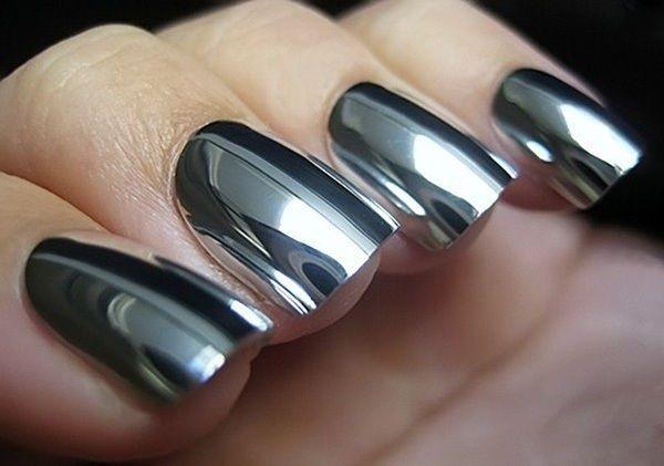รูปภาพ:http://nailartstyle.com/wp-content/uploads/2016/06/30-silver-mirror-nails.jpg