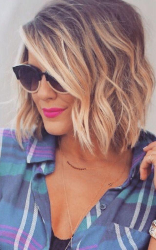 รูปภาพ:http://www.prettydesigns.com/wp-content/uploads/2015/10/short-messy-bob-haircut-with-sunglasses.jpg