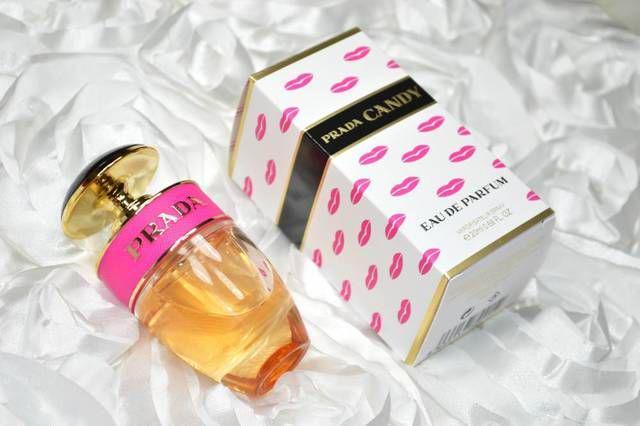 รูปภาพ:http://www.missmakeupmagpie.com/wp-content/uploads/2015/08/Prada-Candy-Eau-de-Parfum.jpg