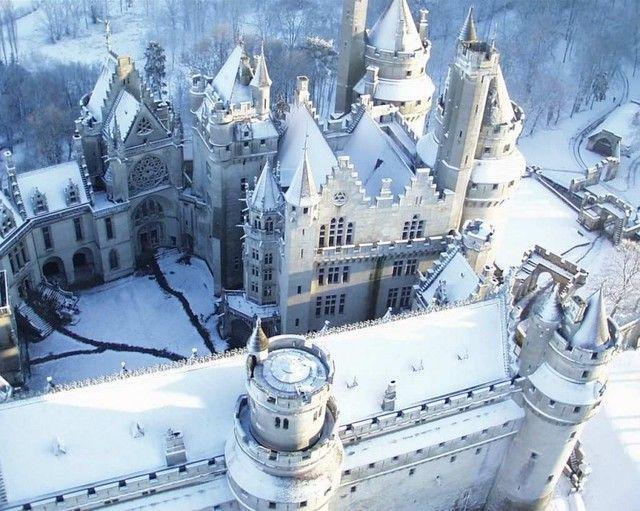 รูปภาพ:http://freeyork.org/wp-content/uploads/2014/01/Castles-snow-14.jpg