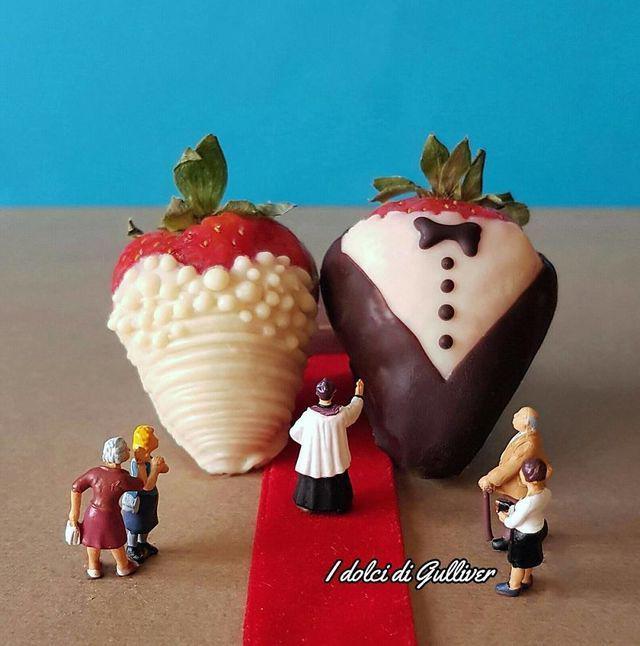 รูปภาพ:http://static.boredpanda.com/blog/wp-content/uploads/2016/11/dessert-miniatures-pastry-chef-matteo-stucchi-10-5820e11f3eff5__880.jpg