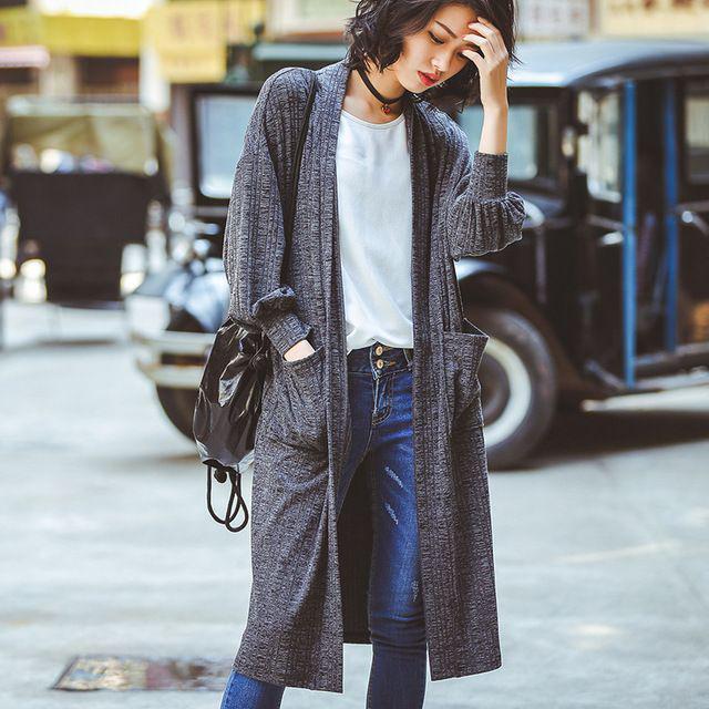 รูปภาพ:http://sklfab.com/images/2016-Spring-New-Arrival-Womens-spring-long-cardigan-sweater-coat-Korean-Style-Dolman-sleeve-knit-coat.jpg