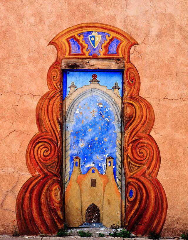 รูปภาพ:http://theawesomedaily.com/wp-content/uploads/2016/10/beautiful-doors-2-1.jpg