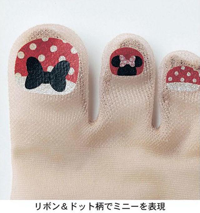 รูปภาพ:http://lbblog.com.ua/wp-content/uploads/2016/05/japanese-pedicure-stockings-2.jpg
