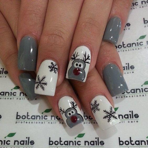 รูปภาพ:http://www.prettydesigns.com/wp-content/uploads/2016/11/Grey-and-White-Deer-Nails.jpg