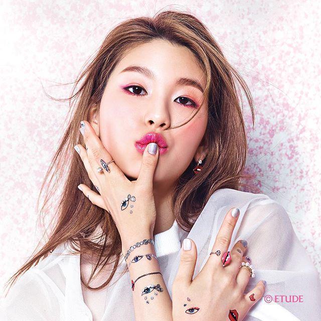 ภาพประกอบบทความ รวมไอเดีย ลายเล็บสวยๆ จาก IG @etude_official #มีความน่ารัก หวานละมุน