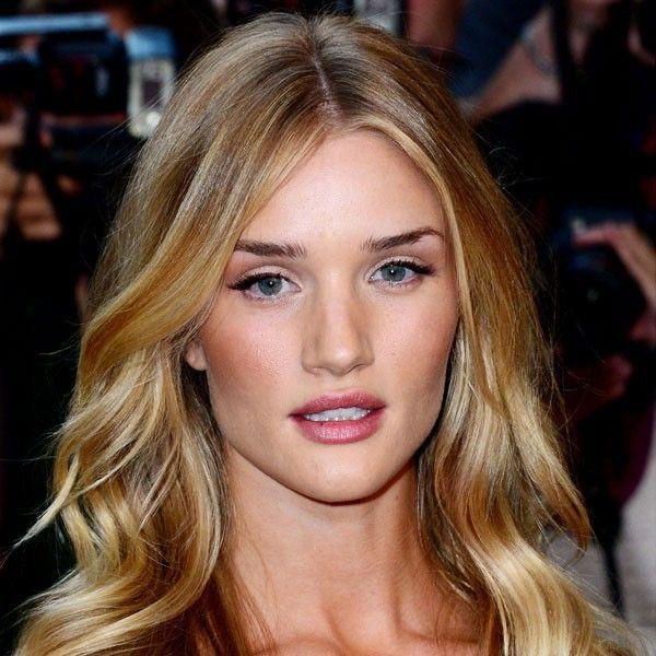 รูปภาพ:http://assets.instyle.co.uk/instyle/live/styles/article_landscape_600_wide/s3/galleries/13/04/Rosie_Huntington_Whiteley.jpg?itok=uhEi2bp_