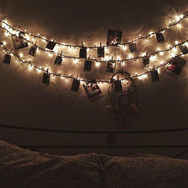 ตัวอย่าง ภาพหน้าปก:ไอเดียตกแต่งห้องนอนด้วย "ไฟระยิบระยับ" สไตล์ฝรั่ง จาก Instagram