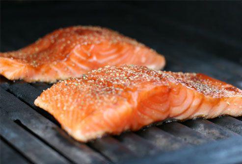 รูปภาพ:http://img.webmd.com/dtmcms/live/webmd/consumer_assets/site_images/articles/health_tools/best_diet_tips_slideshow/getty_rf_photo_of_salmon_on_grill.jpg
