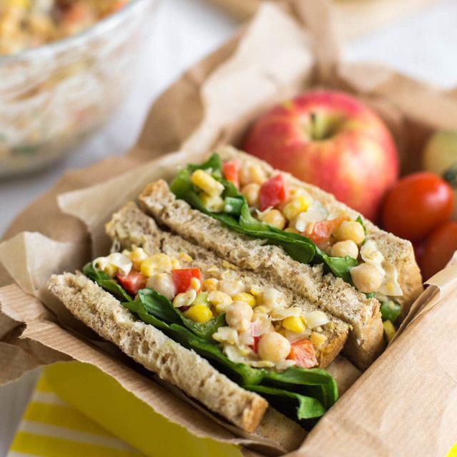 ตัวอย่าง ภาพหน้าปก:Chickpea Salad Sandwiches เมนูแซนด์วิชอร่อยง่าย ใช้เวลาทำแค่แป๊บเดียว