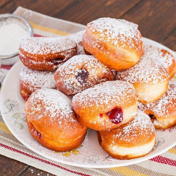 รูปภาพ:http://www.jocooks.com/wp-content/uploads/2013/03/cherry-filled-donuts-1.jpg