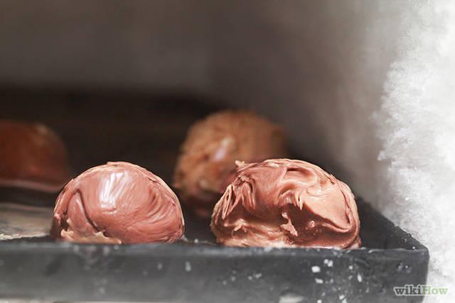 รูปภาพ:http://pad1.whstatic.com/images/thumb/6/6b/Make-Deep-Fried-Ice-Cream-Step-2.jpg/670px-Make-Deep-Fried-Ice-Cream-Step-2.jpg