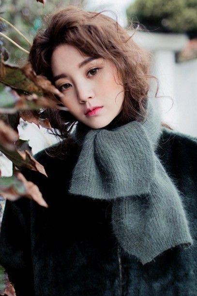 รูปภาพ:http://picture-cdn.wheretoget.it/cx09np-l-610x610-scarf-angora-angora+scarf-fall+style-winter-winter+style-winter+fashion-basic-basic+fashion-basic+style-korean-korean+style-korean+fashion-simple+fashion-dailyd-vintage-vintage+fas.jpg
