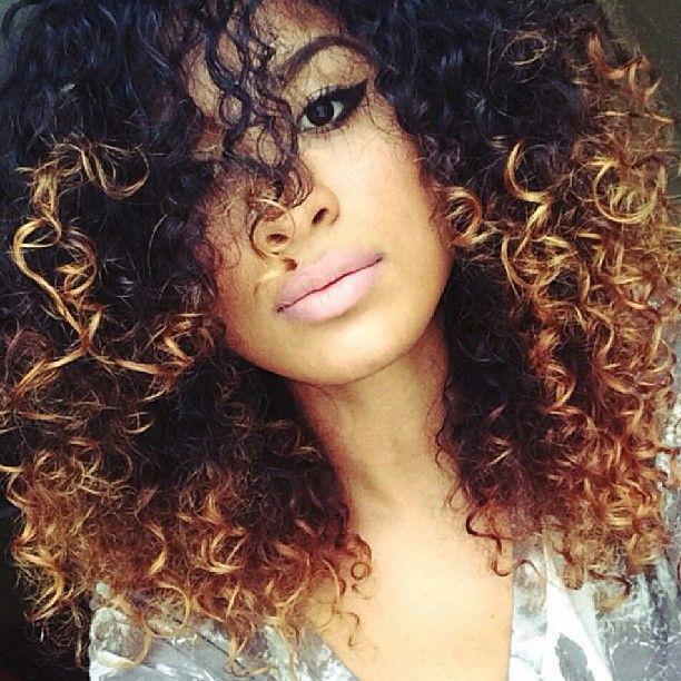 รูปภาพ:http://hairstylehub.com/wp-content/uploads/2016/12/Blonde-Ombre-Curls.jpg