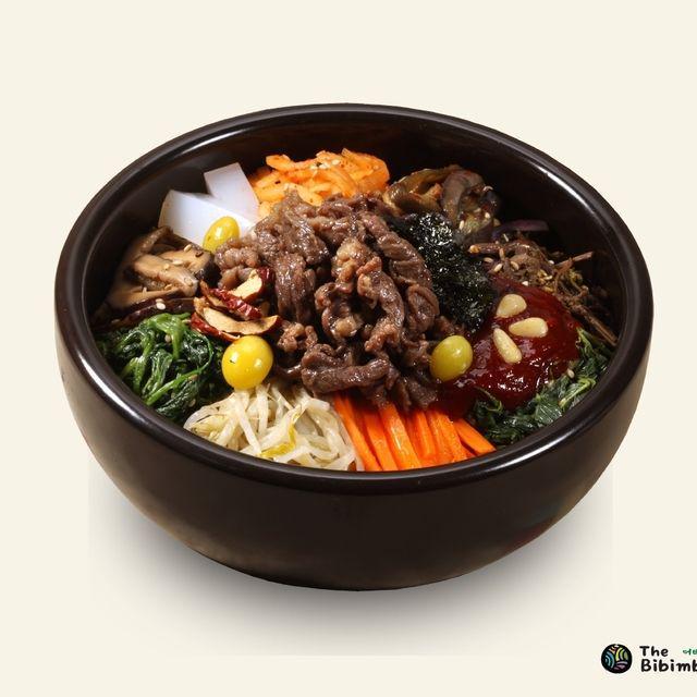 ภาพประกอบบทความ สายเกาหลีต้องไม่พลาด!! วิธีทำ 'Bibimbab' ข้าวยำเกาหลีแท้ อร่อยแบบ Healthy!