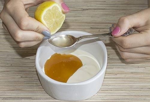 รูปภาพ:http://ladyformula.com/wp-content/uploads/2013/07/yogurt-lemon-honey-mask.jpg