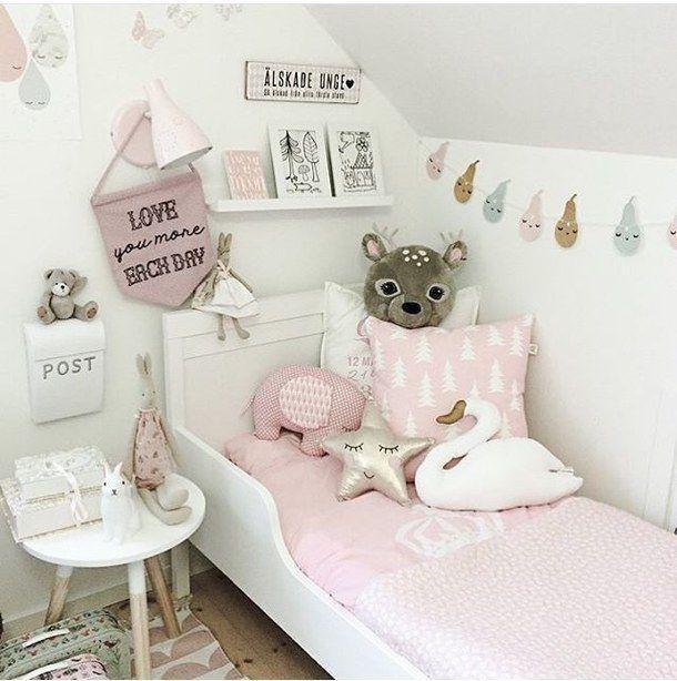 รูปภาพ:http://s8.favim.com/610/151203/bedroom-girly-pastel-pink-Favim.com-3696909.jpg