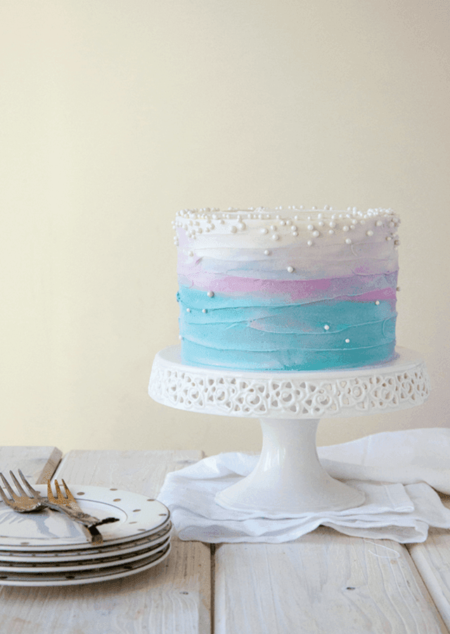 รูปภาพ:https://images.britcdn.com/wp-content/uploads/2016/03/Blueberry-Lavender-Cake.png?fit=max&w=800