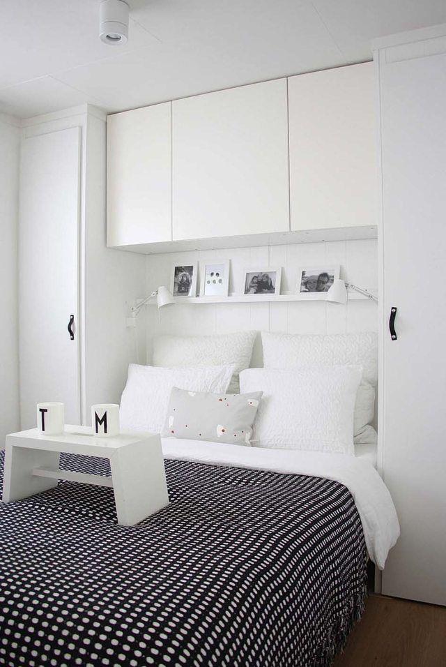 รูปภาพ:http://px7qk1cydk2369wx0227gfn1.wpengine.netdna-cdn.com/wp-content/uploads/2016/02/Scandinavian-Bedroom-Ideas-05-1-Kindesign.jpg