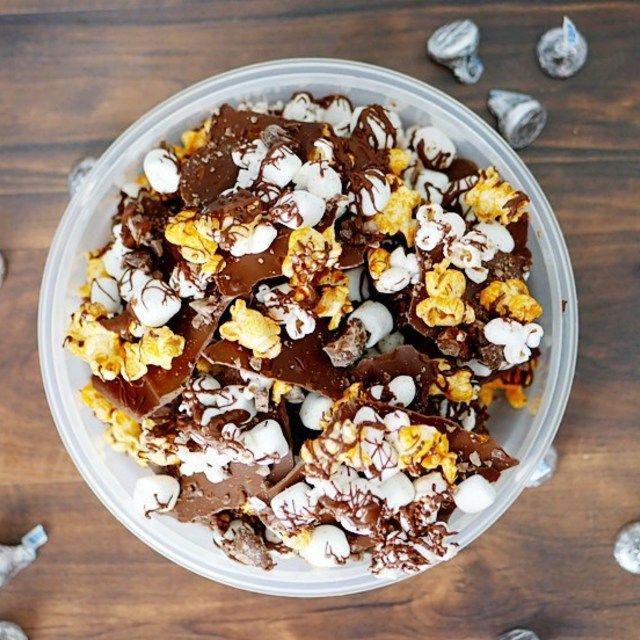 ตัวอย่าง ภาพหน้าปก:Toffee Popcorn Bark เมนูขนมกรุบกรอบหวานมัน กินเพลินจนไม่อยากเลิกจริงๆ