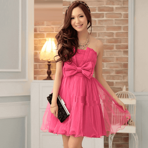 รูปภาพ:http://sweet-heart.tv/user_data/packages/default/img/kikaku/color_pink_dress/color_pink_dress_08.png