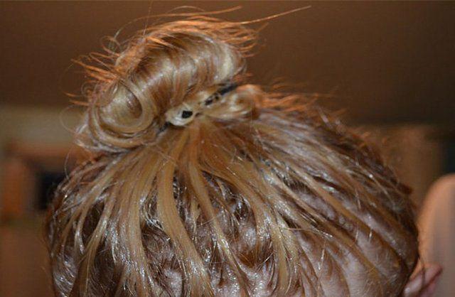 รูปภาพ:http://www.fashionlady.in/wp-content/uploads/2017/01/Aloe-Vera-And-Olive-Oil-Deep-Clean-Hair-Conditioner.jpg