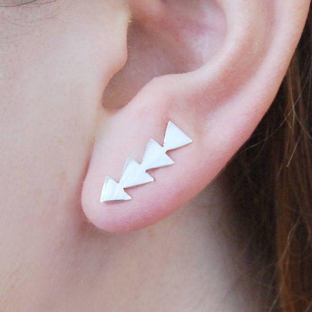 รูปภาพ:http://static.boredpanda.com/blog/wp-content/uploads/2017/01/minimalist-earrings-geometric-shapes-otis-jaxon-22-5885c209aed76__700.jpg