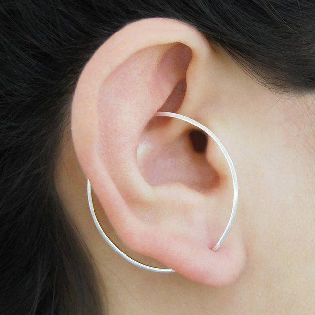 รูปภาพ:http://static.boredpanda.com/blog/wp-content/uploads/2017/01/minimalist-earrings-geometric-shapes-otis-jaxon-9-5885c1ecb44a3__700.jpg