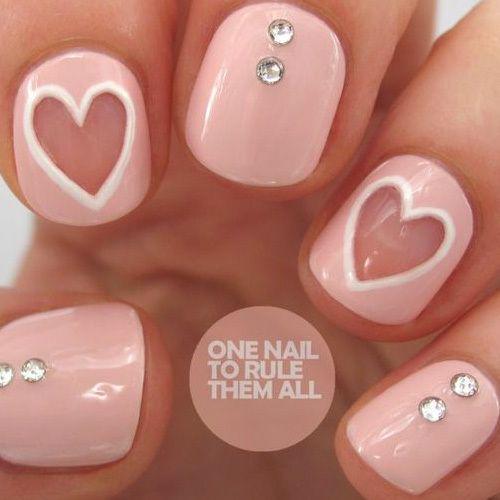 รูปภาพ:http://www.nailmypolish.com/wp-content/uploads/2016/01/nude-pink-nails-hearts-silver.jpg