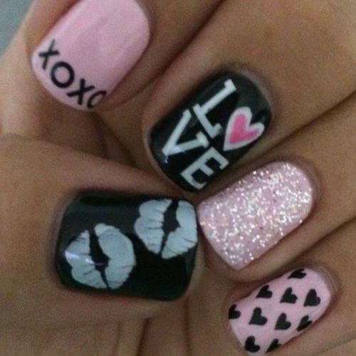 รูปภาพ:http://www.nailmypolish.com/wp-content/uploads/2016/01/black-nails-love-lips-pink-heart-xoxo.jpg