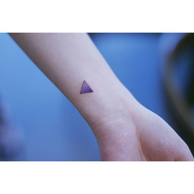 รูปภาพ:https://www.instagram.com/p/BJqIw6PjY9G/?taken-by=seoeontattoo