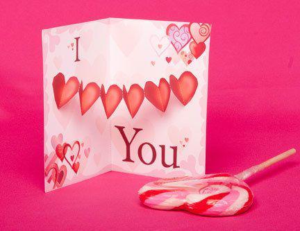 รูปภาพ:http://slodive.com/wp-content/uploads/2011/12/valentine-wallpaper/heart-pop-up-card.jpg