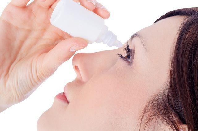 รูปภาพ:https://healthimpactnews.com/wp-content/uploads/sites/2/2015/03/eye-drops.jpg