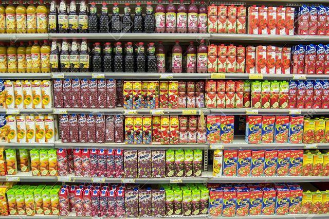 รูปภาพ:http://previews.123rf.com/images/radub85/radub851303/radub85130300213/18369589-Supermarket-Shelves-Full-With-Different-Natural-Fruit-Juice-Bottles-And-Cartons-Stock-Photo.jpg