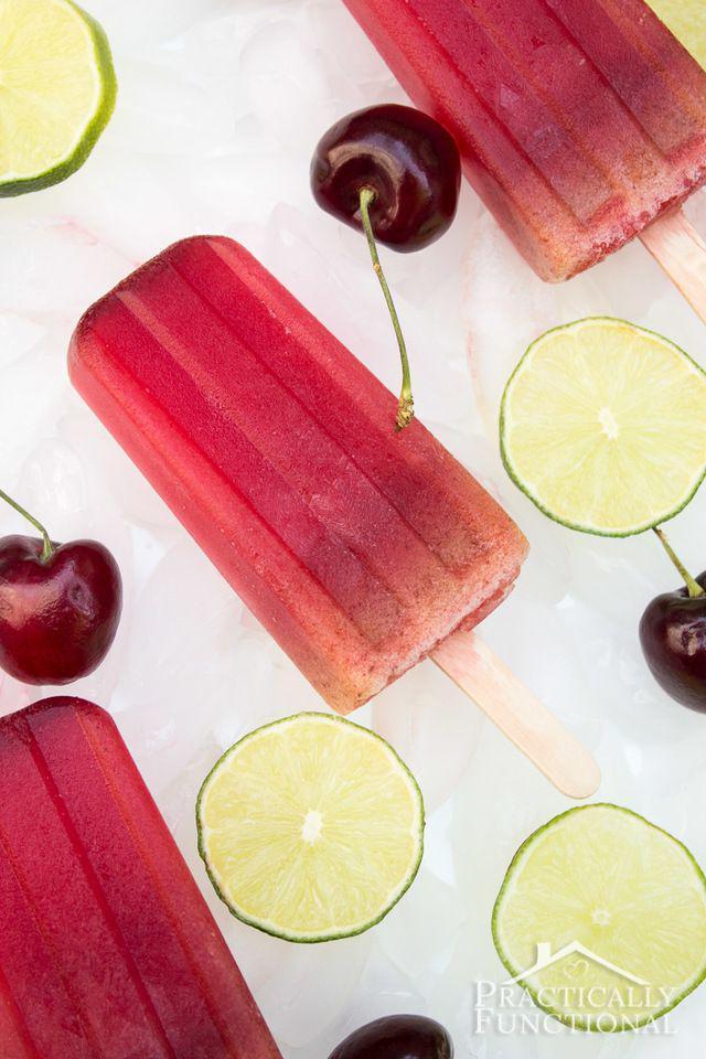 รูปภาพ:http://www.practicallyfunctional.com/wp-content/uploads/2016/07/Homemade-cherry-limeade-popsicles-get-the-recipe-here.jpg