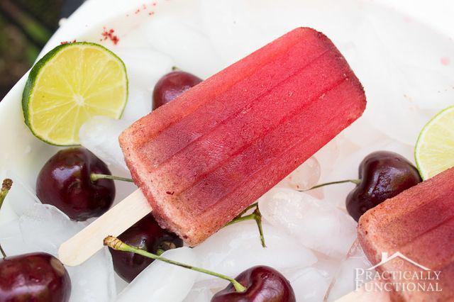 รูปภาพ:http://www.practicallyfunctional.com/wp-content/uploads/2016/07/These-delicious-cherry-limeade-popsicles-are-so-easy-to-make.jpg