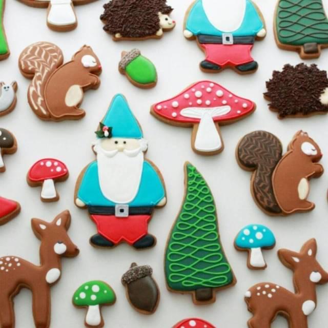 ตัวอย่าง ภาพหน้าปก:สร้างสรรค์ศิลปะบนอาหาร เป็นของขวัญให้คนที่คุณรักกับ "Icing Cookies"
