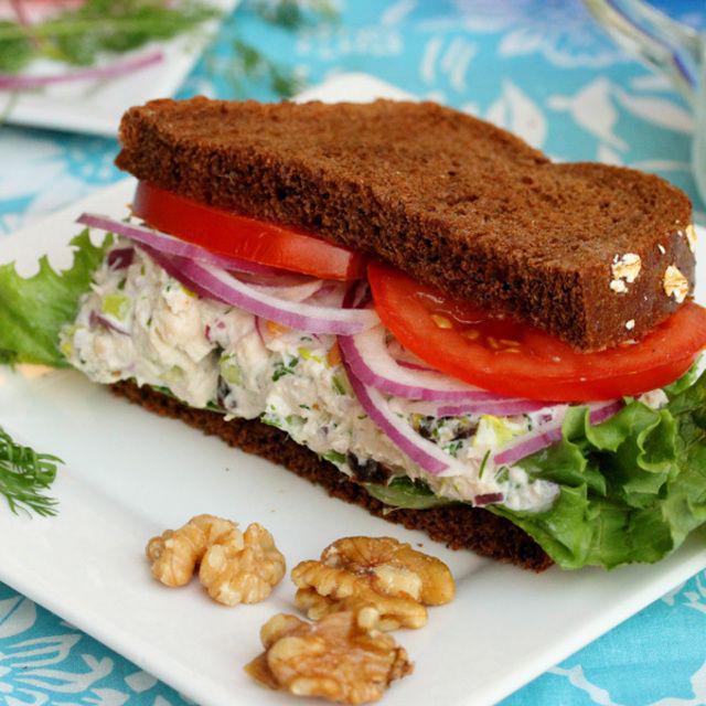 ตัวอย่าง ภาพหน้าปก:Tuna Salad with Raisins สลัดทูน่ารสเด็ด อร่อยง่ายๆ ได้ประโยชน์เต็มเปี่ยม