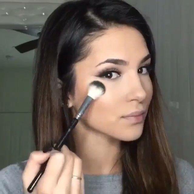 รูปภาพ:https://www.instagram.com/p/BAr20f8wIiz/?taken-by=makeup_clips