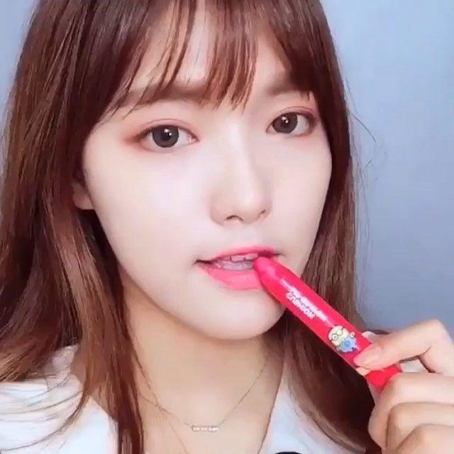รูปภาพ:https://www.instagram.com/p/BO6p0e9BIlQ/?taken-by=korean.makeup.tutorial