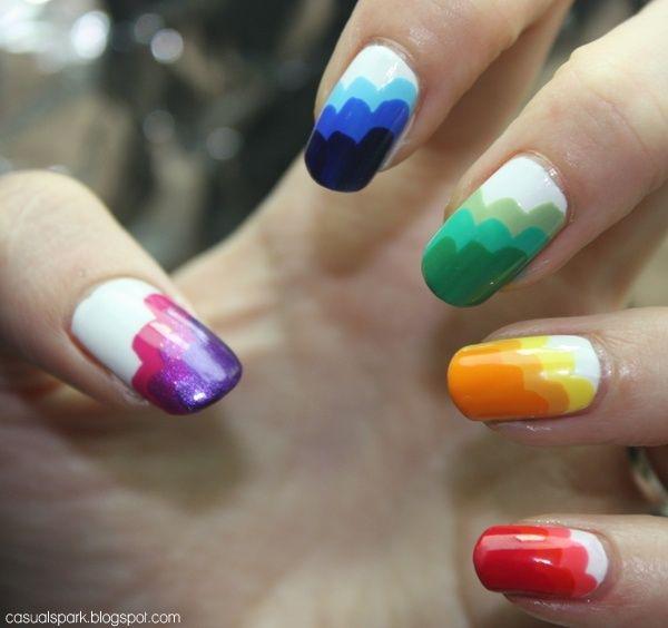รูปภาพ:http://ideastand.com/wp-content/uploads/2014/11/rainbow-nail-designs/4-cool-rainbow-nail-designs.jpg