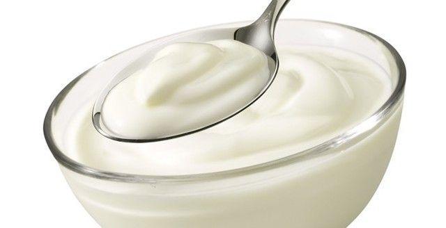 รูปภาพ:http://d19irkausg4mpc.cloudfront.net/wp-content/uploads/2014/06/Ten-Amazing-Benefits-of-Yogurt-for-Skin-and-Hair-644x330.jpg