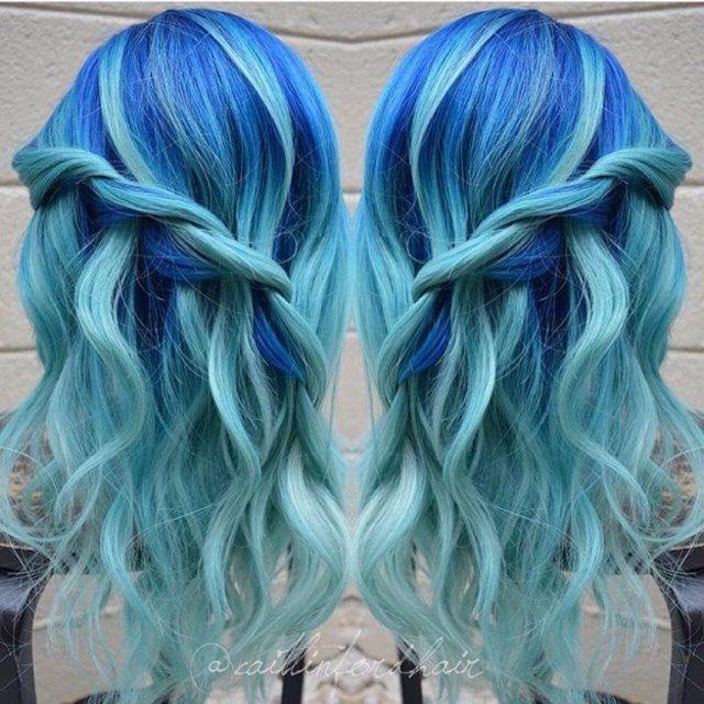 ภาพประกอบบทความ สุดเจ็บแต่ก็ดูเย็นมากเช่นกันกับไอเดียสีผม 'Icy Light Blue Hair'