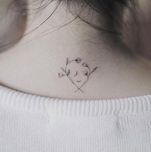 รูปภาพ:http://dfi5wu8thl82p.cloudfront.net/wp-content/uploads/2017/02/Tiny-girl-tattoo-design-52.jpg