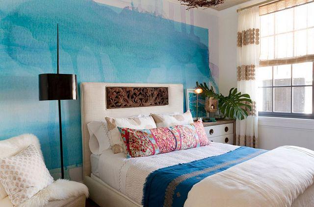 รูปภาพ:http://cdn.decoist.com/wp-content/uploads/2015/04/Watercolor-inspierd-feature-wall-in-the-relaxed-bedroom.jpg