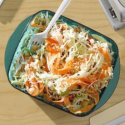 รูปภาพ:http://cdn-img.health.com/sites/default/files/styles/400x400/public/migration/img/mag/2012/09/crisp-chickpea-slaw-400x400.jpg?itok=7pAPEJMr